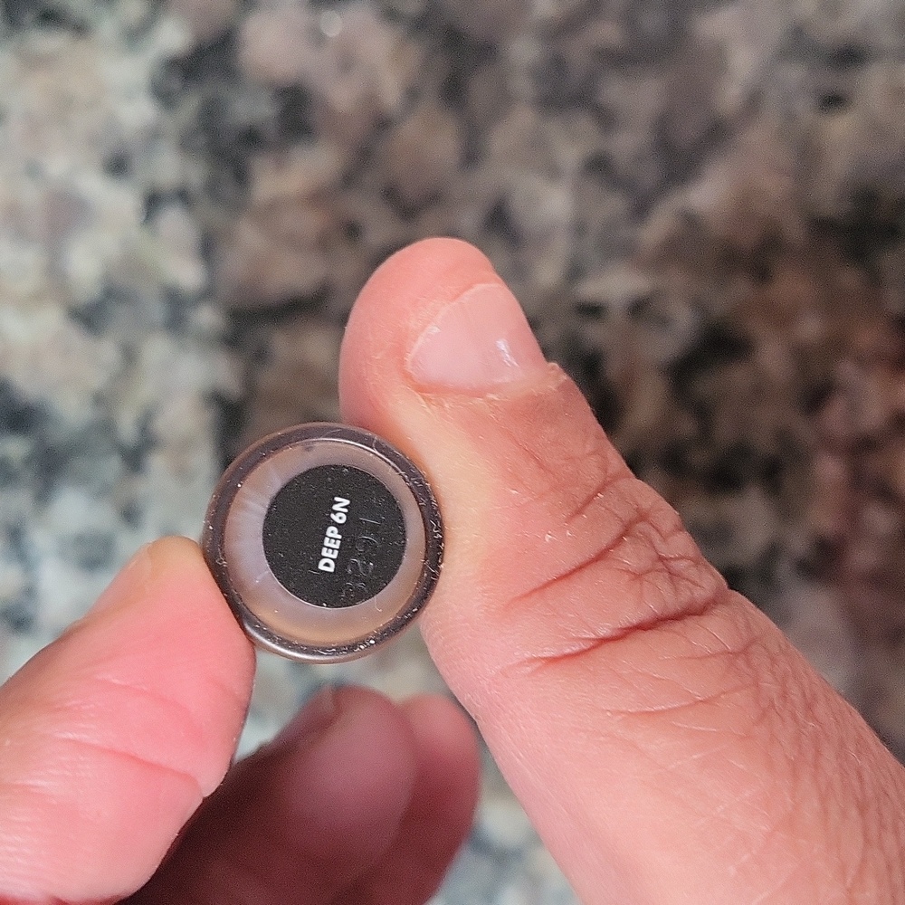 bareMinerals Original Liquid Mineral Concealer DEEP 6N new in box - Picture 8 of 8